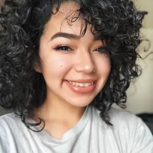 Meet your Posher, Ely